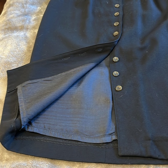 Benard Holtzman wool lined skirt - Picture 7 of 9